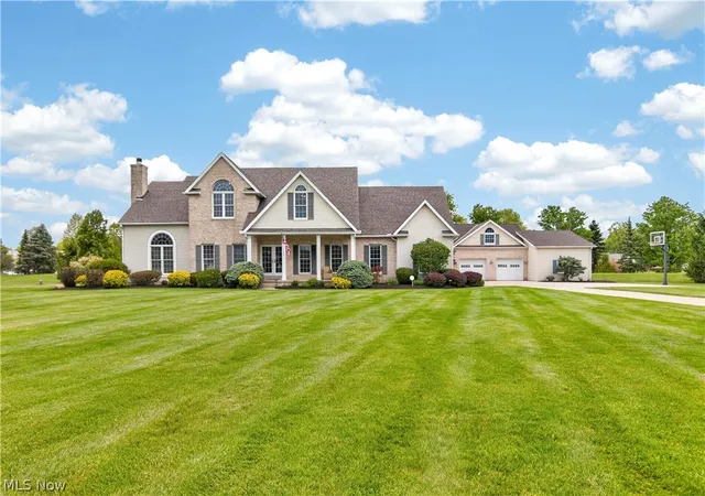 Homes for sale in La Grange, OH | 180 Mallard Creek Run, La Grange, OH 44050 | MLS# 5208451