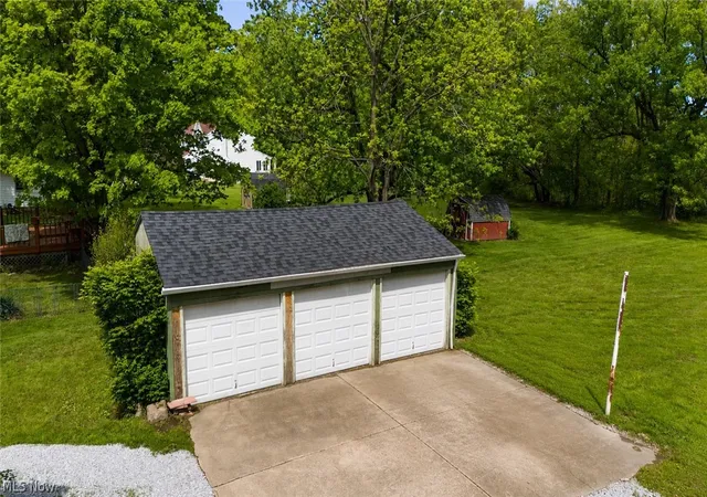 Homes for sale in Avon, OH | 36602 Kinzel Rd, Avon, OH 44011 | MLS# 5210104