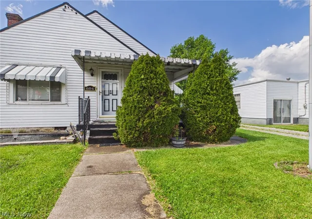 4th image of 806 Elder St, Parkersburg, WV 26101 | MLS# 5210207