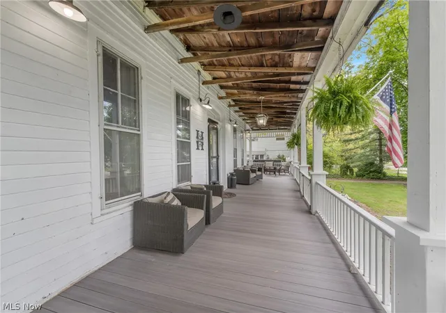 Photo 3 of Single family home for sale at 33932 Roberts Rd, Eastlake, OH 44095 | MLS# 5209163 | Listing updated on 2026-07-17