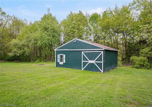 39th image of 10471 Meadowhurst Ln, Chardon, OH 44024 | MLS# 5210076