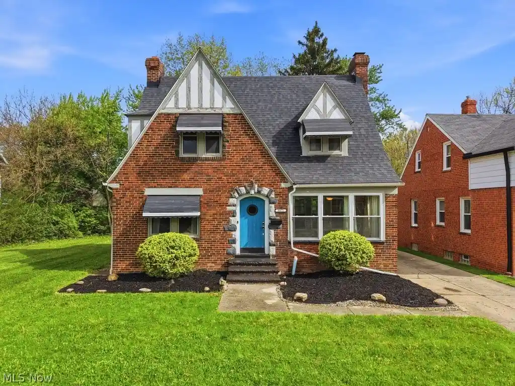 Photo 1 of Sale Pending at 3871 Mayfield Rd, Cleveland, OH 44121 | MLS# 5204907 | Listing updated on 2026-10-26