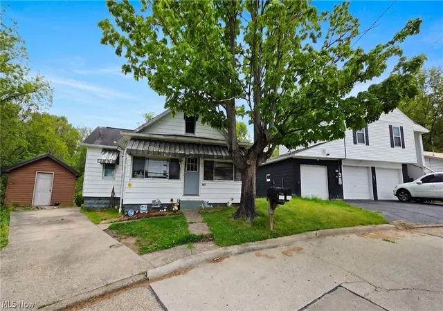 Photo 1 of Multi family home for sale at 901 & 903 Lenore St, Parkersburg, WV 26101 | MLS# 5210311 | Listing updated on 2026-08-31