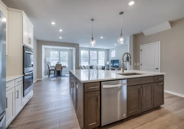 5th image of 1616 Merlot Ln, Westlake, OH 44145 | MLS# 5210354