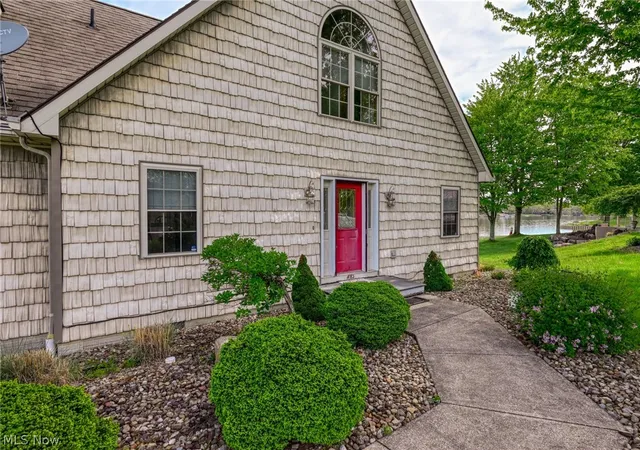 2nd image of 483 Owl Pt, Roaming Shores, OH 44084 | MLS# 5209626