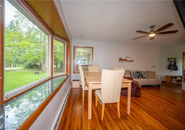 4th image of 18889 Riverview Dr, Chagrin Falls, OH 44023 | MLS# 5210174