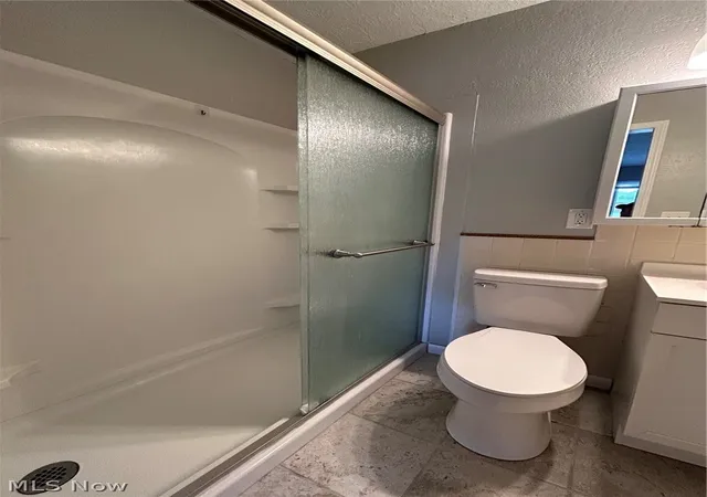 Listing Photo 2 - Condo for sale in building located at 950 Wadsworth Rd, Medina, OH 44256 - Unit #F4
