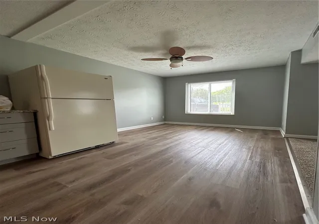 Listing Photo 5 - Condo for sale in building located at 950 Wadsworth Rd, Medina, OH 44256 - Unit #F4