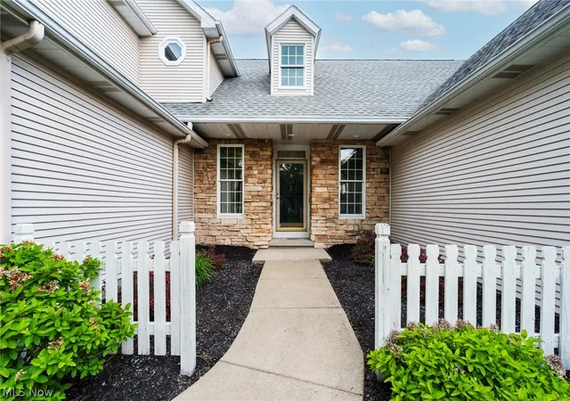 4th image of 22 Fieldstone, Poland, OH 44514 | MLS# 5209313