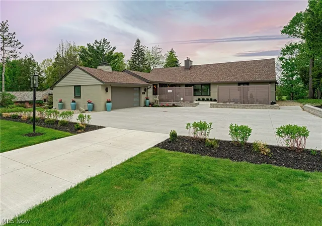 Homes for sale in Beachwood, OH | 3300 Green Rd, Beachwood, OH 44122 | MLS# 5209982