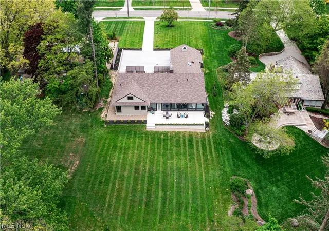 Photo 26 of Single family home for sale at 3300 Green Rd, Beachwood, OH 44122 | MLS# 5209982 | Listing updated on 2026-08-29