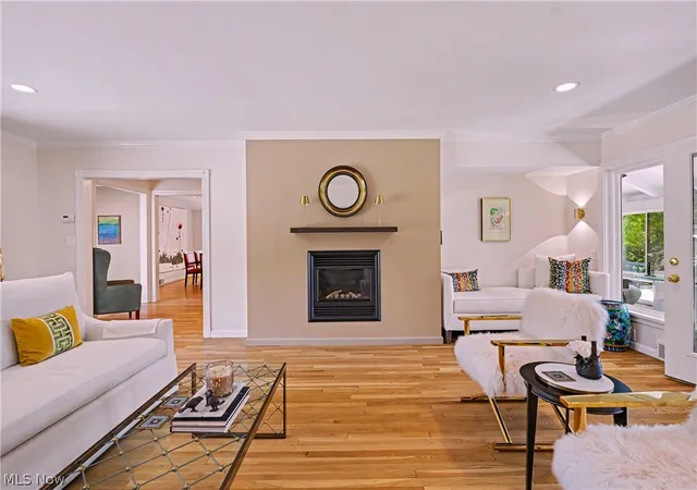 Photo 3 of Single family home for sale at 3300 Green Rd, Beachwood, OH 44122 | MLS# 5209982 | Listing updated on 2026-09-30