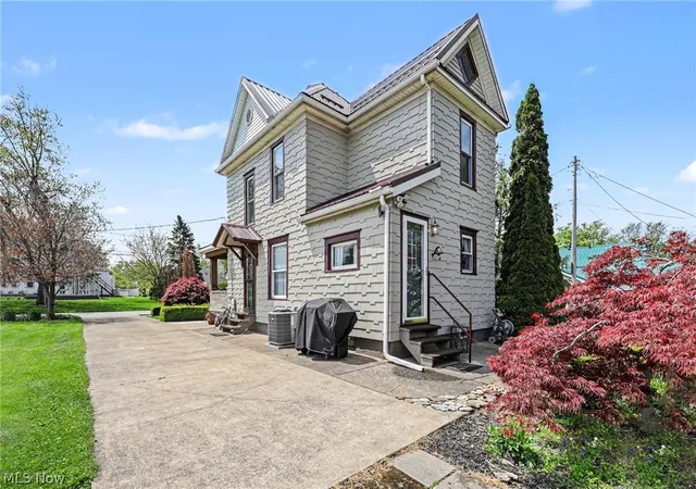 4th image of 290 Park Ave, Conneaut, OH 44030 | MLS# 5210244