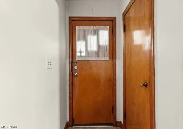 Homes for sale in Weirton, WV | 137 Oak St, Weirton, WV 26062 | MLS# 5197625
