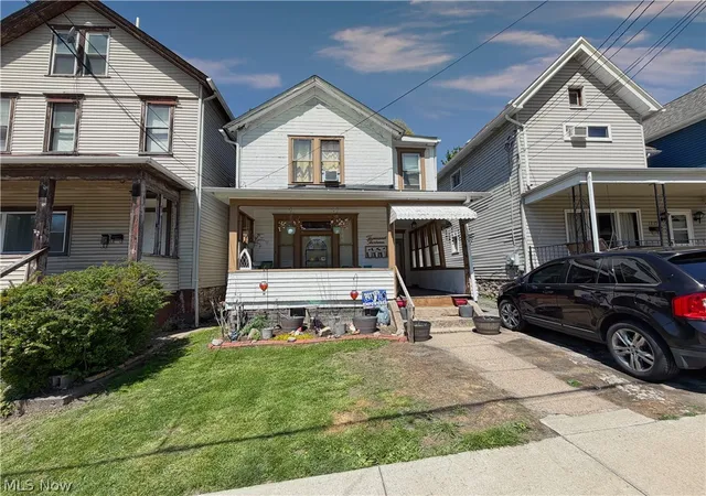 Homes for sale in East Liverpool, OH | 1013 Bradshaw Ave, East Liverpool, OH 43920 | MLS# 5210077