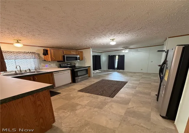 Photo 2 of Single family home for sale at 6476 Linda Ln, Ravenna, OH 44266 | MLS# 5210486 | Listing updated on 2026-07-27