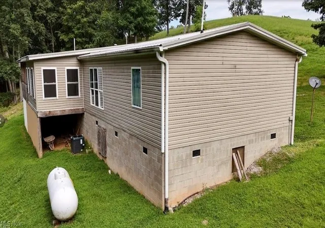 4th image of 960 Kerby Ridge Rd, Arnoldsburg, WV 25234 | MLS# 5210278
