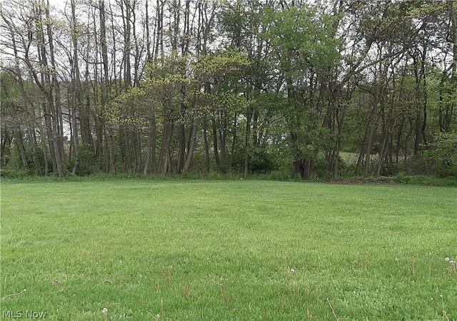 1st image of 6 Hamilton Ave Ne, Canton, OH 44704 | MLS# 5209496