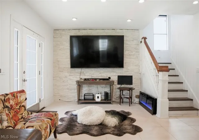 Photo 3 of Single family home for sale at 141 Austin Ave NW, Warren, OH 44485 | MLS# 5210528 | Listing updated on 2026-09-23