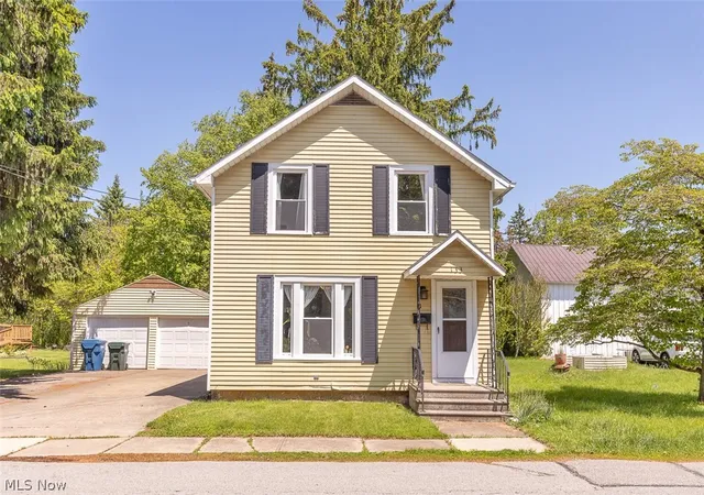 1st image of 133 Crownhill Ave, Amherst, OH 44001 | MLS# 5210370