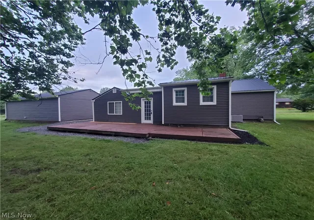33rd image of 724 Briggs Rd, Leavittsburg, OH 44430 | MLS# 5210541