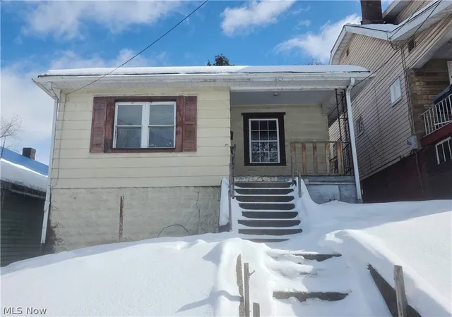 Homes for sale in Steubenville, OH | 732 Kendall Ave, Steubenville, OH 43952 | MLS# 5210309