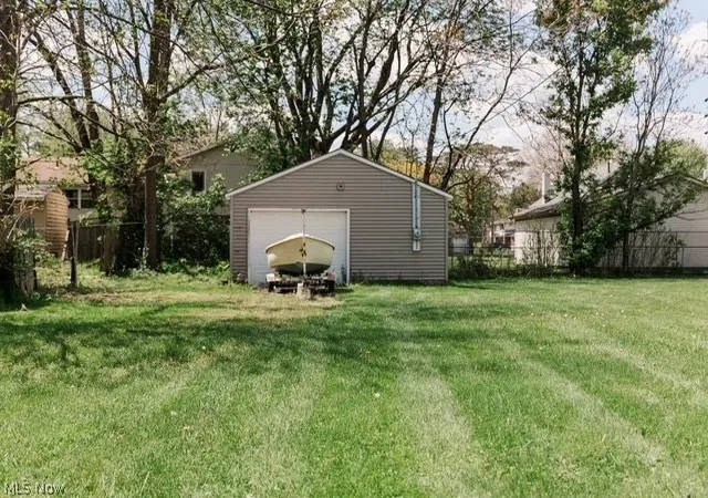 3rd image of 1901 Alden Ave Sw, Canton, OH 44706 | MLS# 5210108
