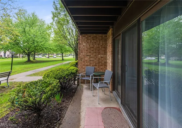 Homes for sale in Middleburg Heights, OH | 16395 Heather Lane, Middleburg Heights, OH 44130 | Houzeo
