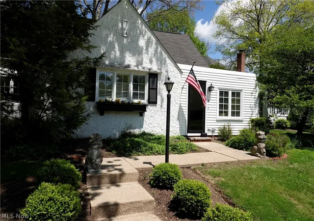 1st image of 14661 Hillbrook Ln N #4, Chagrin Falls, OH 44022 | MLS# 5210426