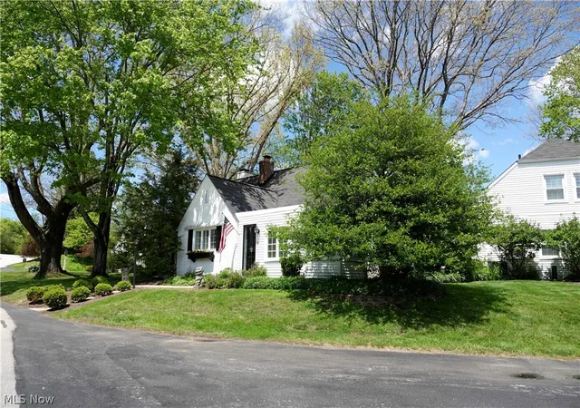 4th image of 14661 Hillbrook Ln N, Russell Township, OH 44022