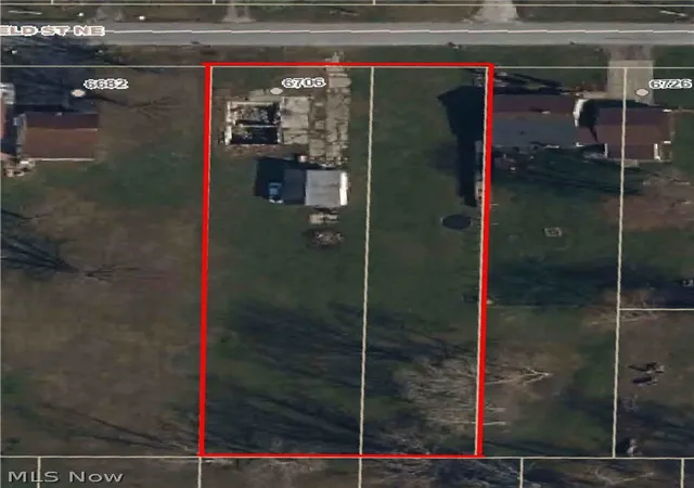 3rd image of 6706 Oakfield St Ne, East Canton, OH 44730 | MLS# 5210715