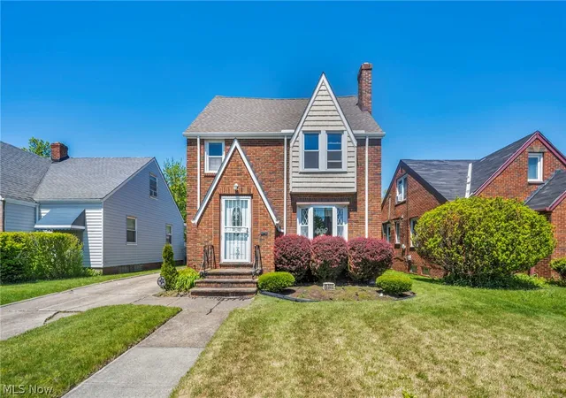 Homes for sale in Cleveland, OH | 16005 Throckley Ave, Cleveland, OH 44128 | MLS# 5210485