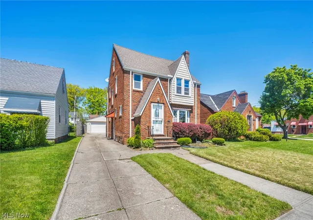 Homes for sale in Cleveland, OH | 16005 Throckley Ave, Cleveland, OH 44128 | MLS# 5210485