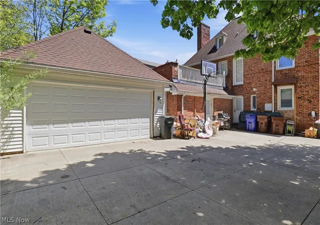 image of 14455 E Carroll Blvd, Cleveland, OH 44118 | MLS# 5210746