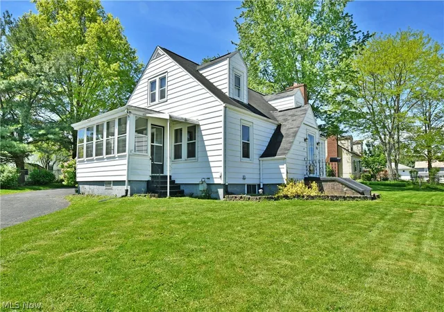 Homes for sale in Salem, OH | 815 Liberty St, Salem, OH 44460 | MLS# 5210329
