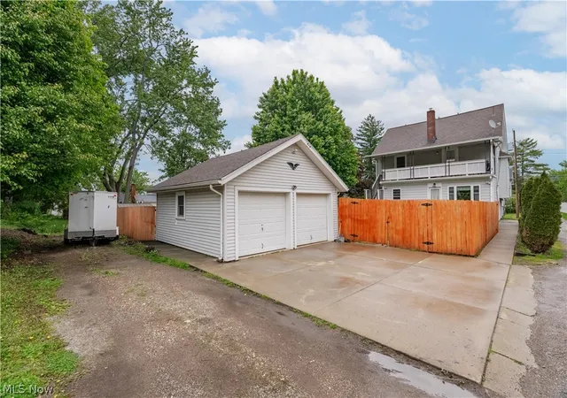 Homes for sale in Alliance, OH | 2417 S Arch Ave, Alliance, OH 44601 | MLS# 5210644