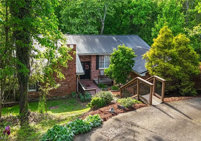 1st image of 140 Sylvan Way, Marietta, OH 45750 | MLS# 5210256