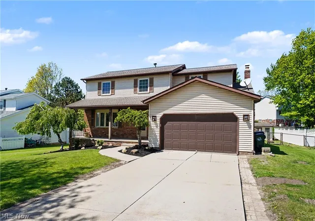 Homes for sale in Parma, OH | 3890 Sanford Dr, Parma, OH 44134 | MLS# 5209934
