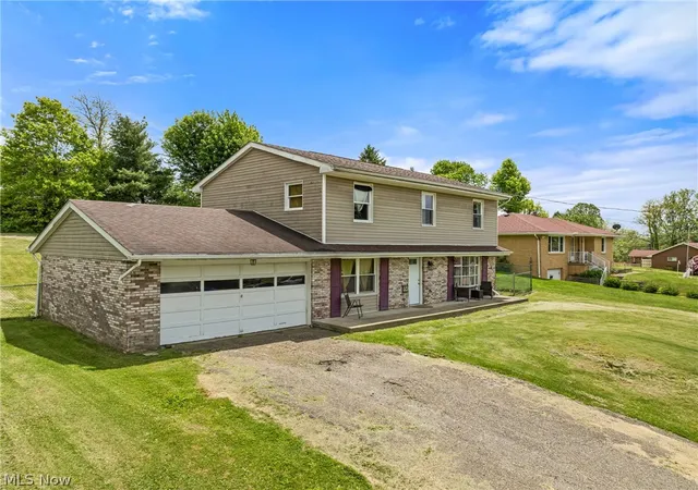 2nd image of 324 Thomas St, Steubenville, OH 43953 | MLS# 5210827