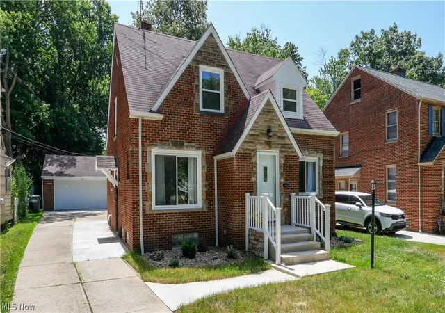 Homes for sale in Euclid, OH | 24420 Glenbrook Blvd, Euclid, OH 44117 | MLS# 5210795