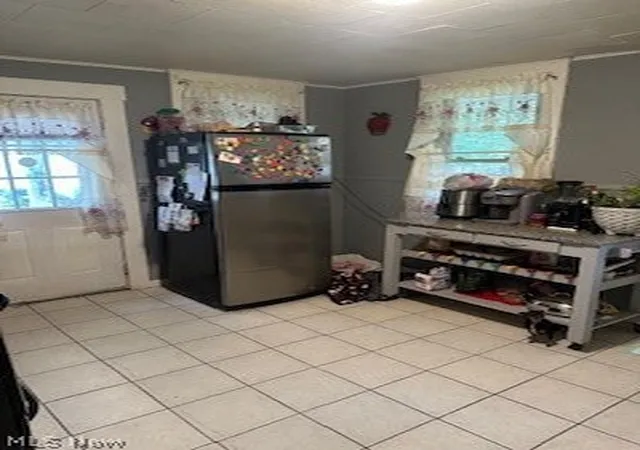 Homes for sale in Cleveland, OH | 3133 W 73Rd St, Cleveland, OH 44102 | MLS# 5210730