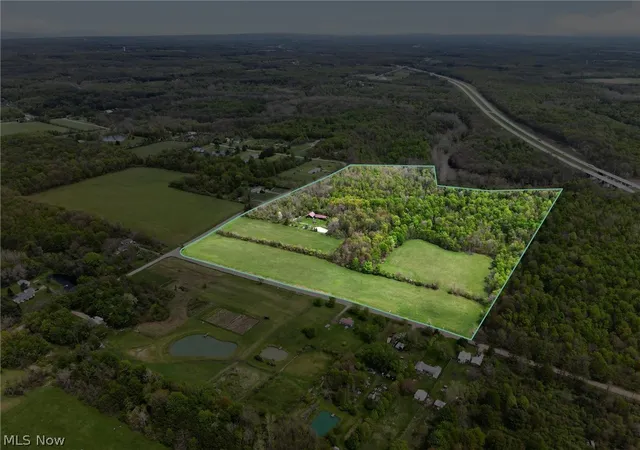 3rd image of 1526 Stevenson Rd, Ashtabula, OH 44004 | MLS# 5210846