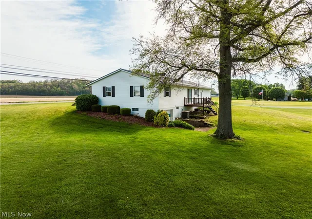 Homes for sale in Warsaw, OH | 41165 Us-36, Warsaw, OH 43844 | MLS# 5210877