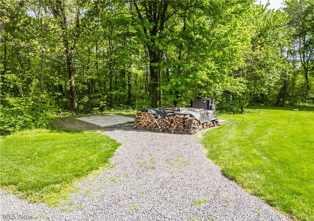 Homes for sale in Dundee, OH | 5700 Amber Rd Nw, Dundee, OH 44624 | MLS# 5210879
