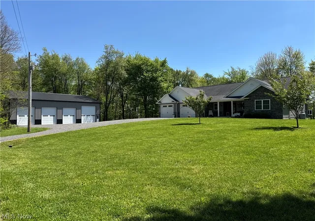 Homes for sale in Dundee, OH | 5700 Amber Rd Nw, Dundee, OH 44624 | MLS# 5210879