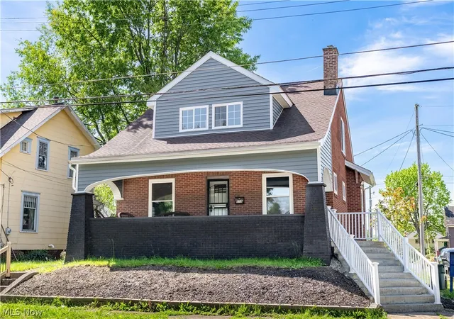 1st image of 918 15th St Nw, Canton, OH 44703 | MLS# 5210568