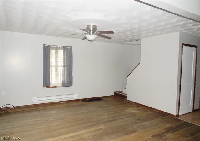 2nd image of 227 Main St, Follansbee, WV 26037 | MLS# 5210137