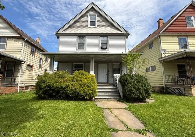 Homes for sale in Cleveland, OH | 3802 Library Ave, Cleveland, OH 44109 | MLS# 5210623