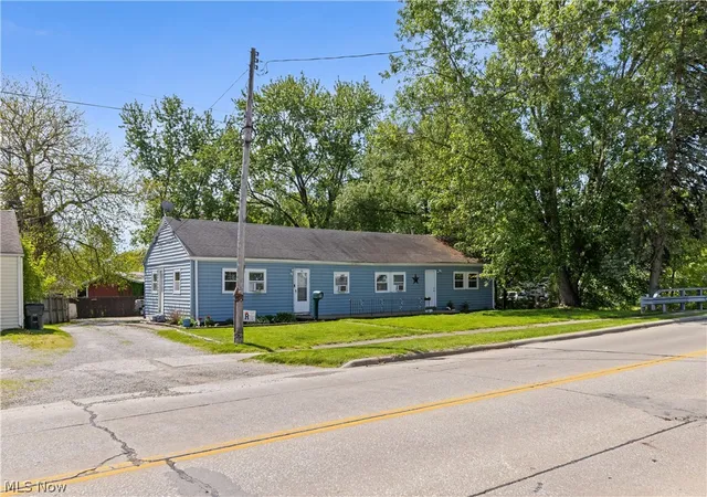 Homes for sale in Rittman, OH | 68 Sunset Dr, Rittman, OH 44270 | MLS# 5207260