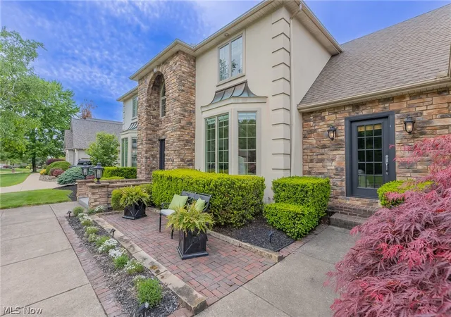 4th image of 74 Oak Tree, Canfield, OH 44406 | MLS# 5207739